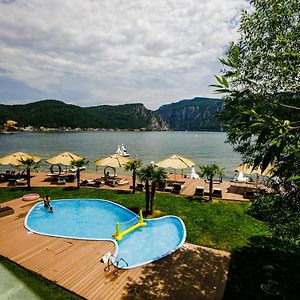 Cameră dublă matrimonială economică